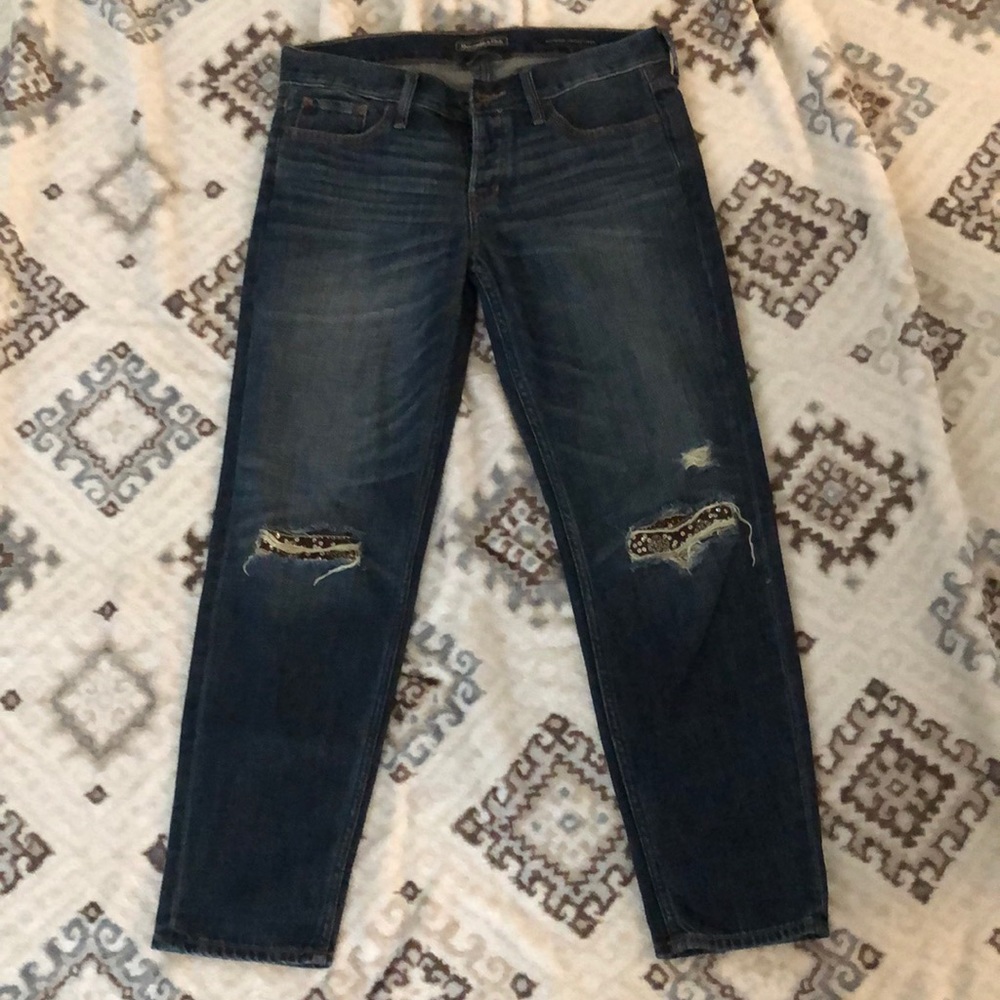Abercrombie & Fitch boyfriend jeans